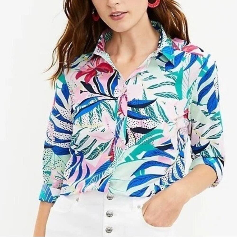 LOFT Palm Everyday Shirt Tropical Print Button-Up Top Blouse Womens size Medium